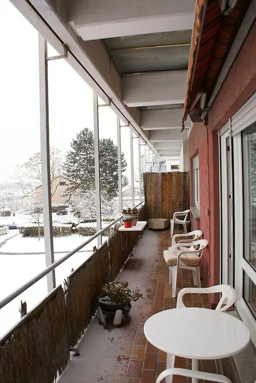 Stuttgart-Monchfeld Apartment